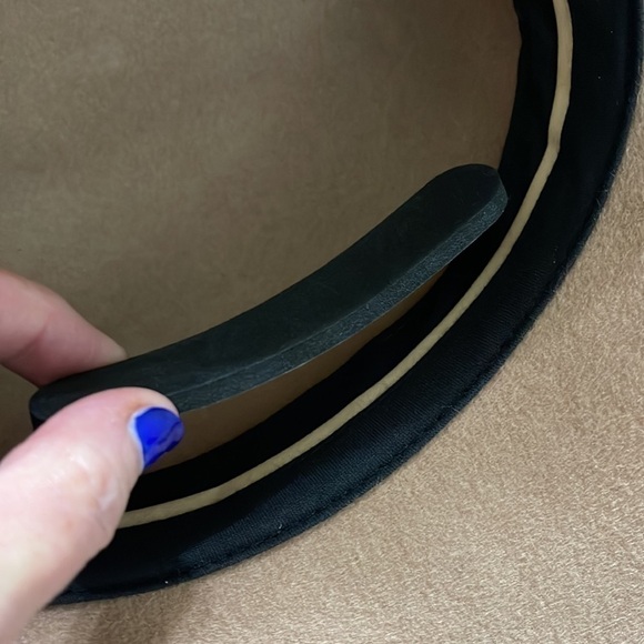 Rag & BONE New York Tan / Black Cloche Wool Hat - Picture 8 of 8